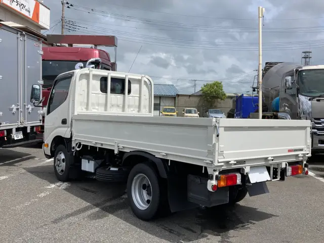 日野 デュトロ 2KG-XZC605M(2WD)の写真4