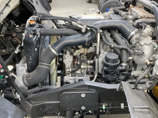 いすゞ フォワード TKG-FRR90S1(2WD)の写真14