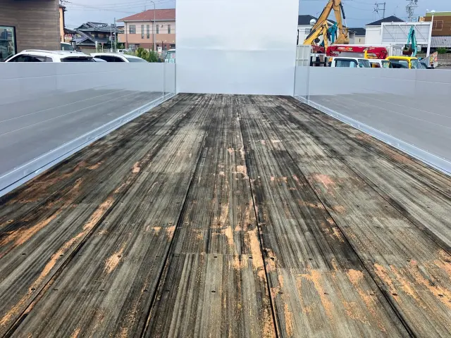 三菱 スーパーグレート 2PG-FS84VZ(8x4)の写真7