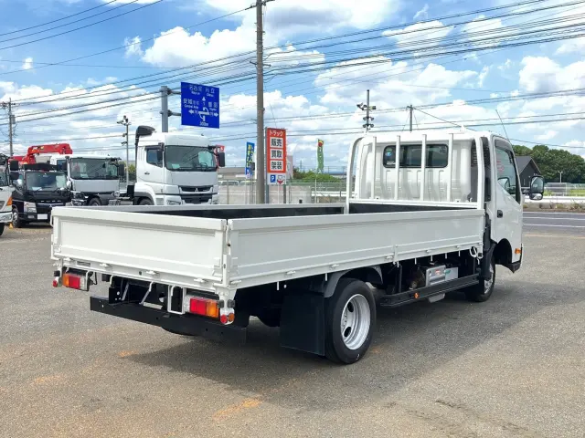 トヨタ ダイナ 2KG-XZU775(4WD)の写真3