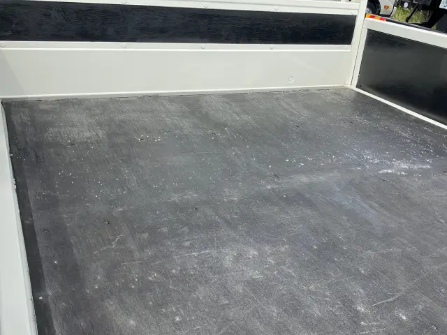 トヨタ ダイナ 2KG-XZU775(4WD)の写真8