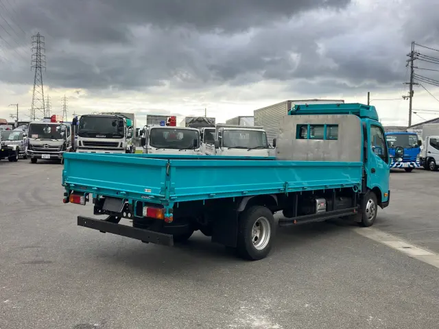 トヨタ ダイナ 2RG-XZU720(2WD)の写真3