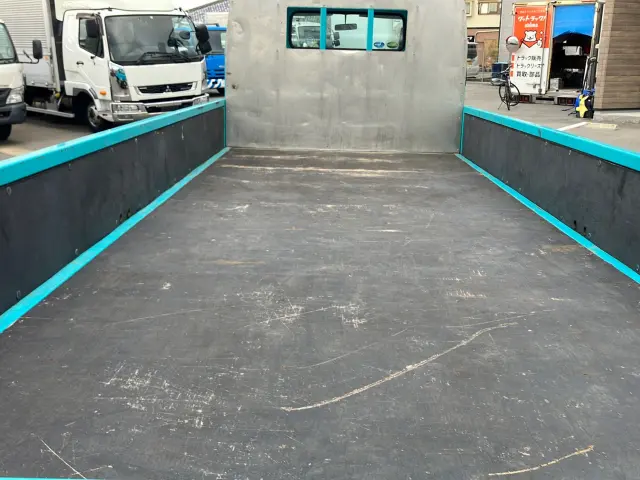 トヨタ ダイナ 2RG-XZU720(2WD)の写真7