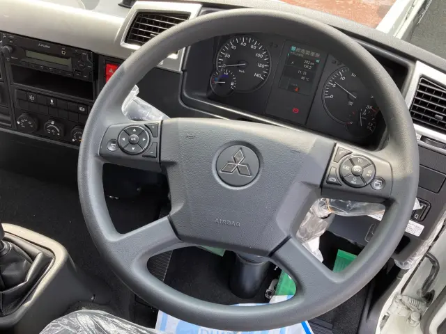 三菱 ファイター 2KG-FK65F(2WD)の写真18