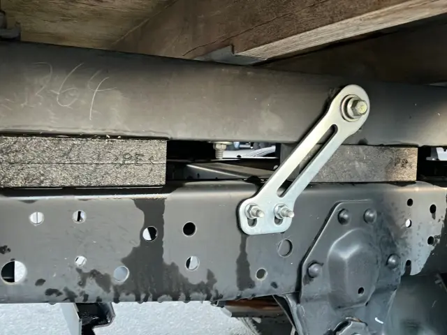 いすゞ エルフ 2RG-NKR88A(2WD)の写真12