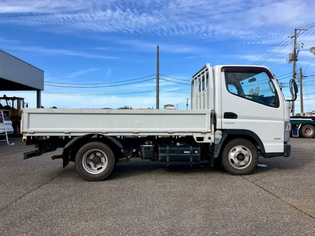 三菱 キャンター SKG-FBA20(2WD)の写真6