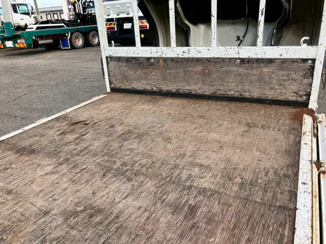 三菱 キャンター SKG-FBA20(2WD)の写真8