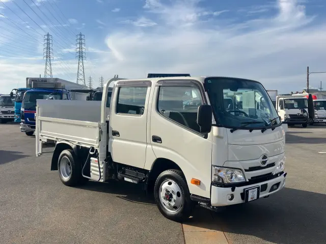 日野 デュトロ 2DG-XZU685M(4WD)の写真2
