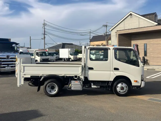 日野 デュトロ 2DG-XZU685M(4WD)の写真6