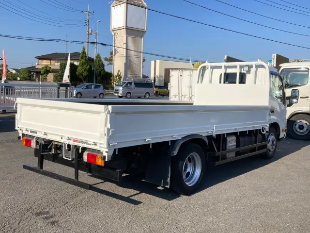 日野 デュトロ 2RG-XZU655(2WD)の写真3