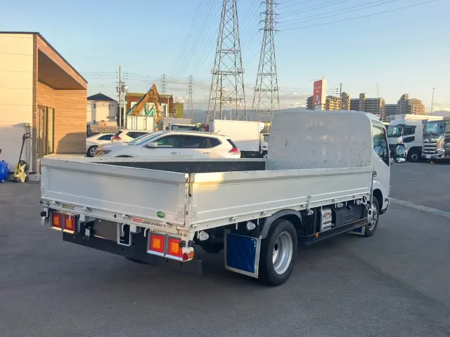 日野 デュトロ 2RG-XZC655M(2WD)の写真3