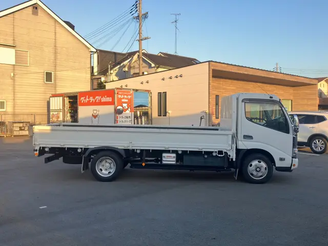 日野 デュトロ 2RG-XZC655M(2WD)の写真6