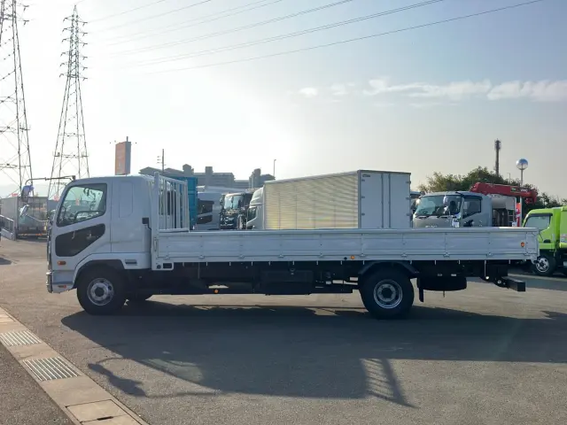 三菱 ファイター 2KG-FK62F(2WD)の写真5