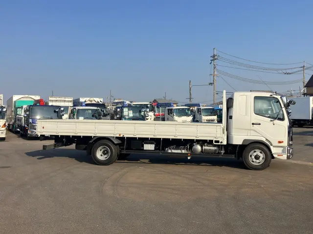 三菱 ファイター 2KG-FK62F(2WD)の写真6