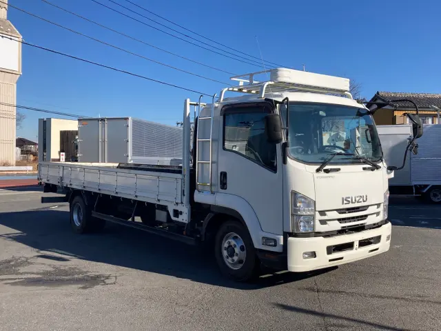 いすゞ フォワード TKG-FRR90S2(2WD)の写真2