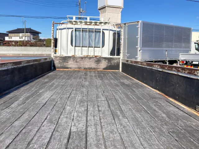 いすゞ フォワード TKG-FRR90S2(2WD)の写真8