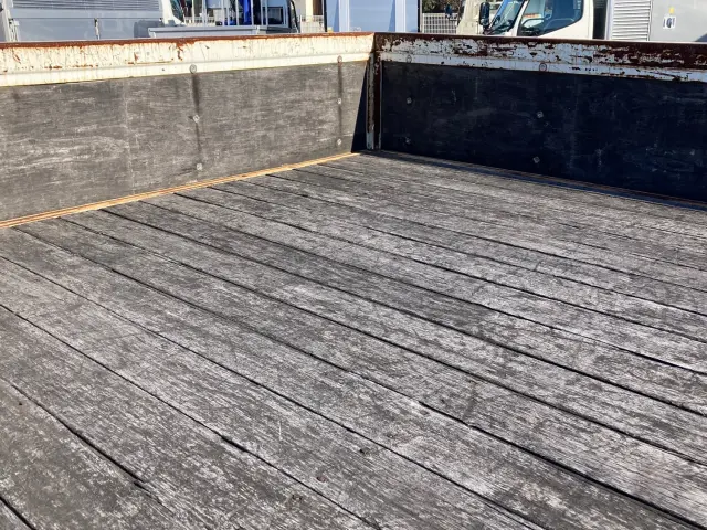 いすゞ フォワード TKG-FRR90S2(2WD)の写真11