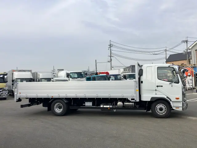 三菱 ファイター 2KG-FK65F(2WD)の写真6