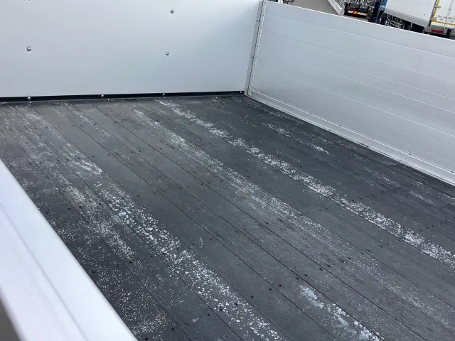 三菱 ファイター 2KG-FK65F(2WD)の写真9