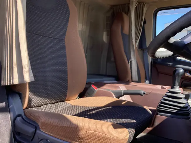 日野 レンジャー 2KG-FD2ABG(2WD)の写真17