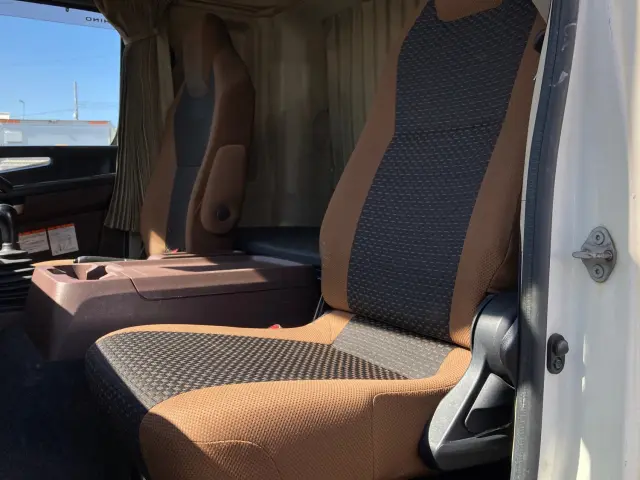 日野 レンジャー 2KG-FD2ABG(2WD)の写真18