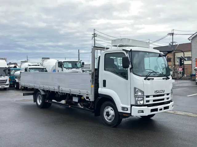 いすゞ フォワード PKG-FRR90S1(2WD)の写真2
