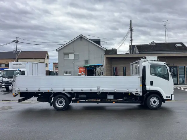 いすゞ フォワード PKG-FRR90S1(2WD)の写真6
