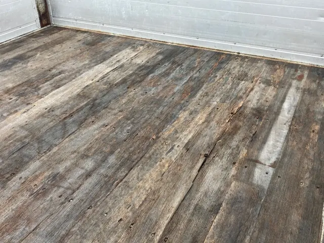 いすゞ フォワード PKG-FRR90S1(2WD)の写真10