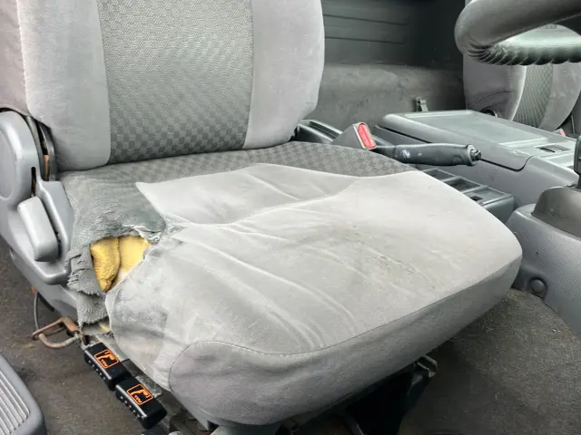 いすゞ フォワード PKG-FRR90S1(2WD)の写真16