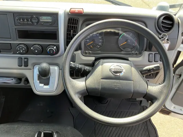 日産 アトラス TRG-FGA2W(4WD)の写真19