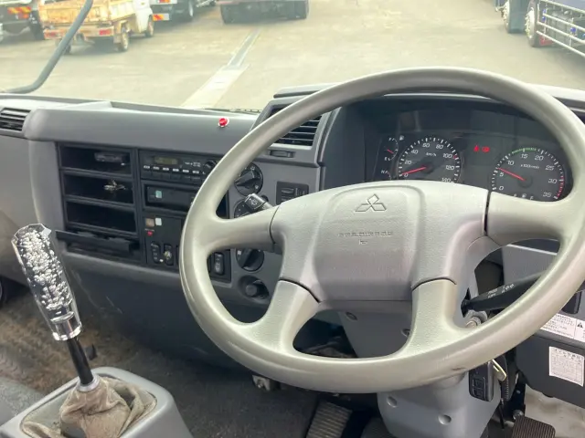 三菱 ファイター TKG-FK71F(2WD)の写真18