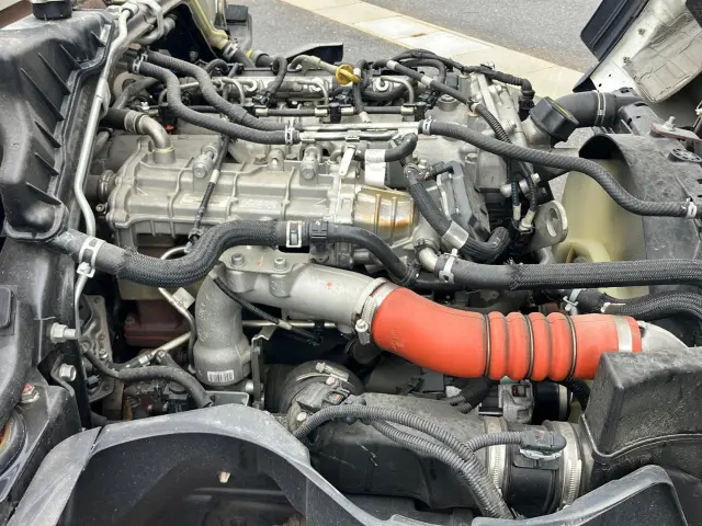 三菱 キャンター TPG-FBA20(2WD)の写真15