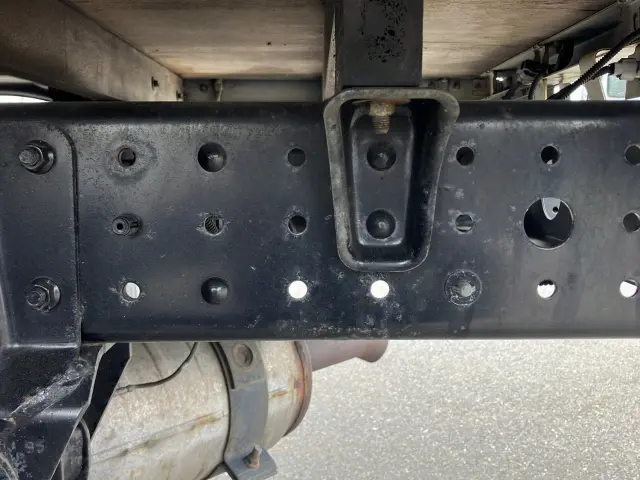 三菱 キャンター TPG-FBA20(2WD)の写真11
