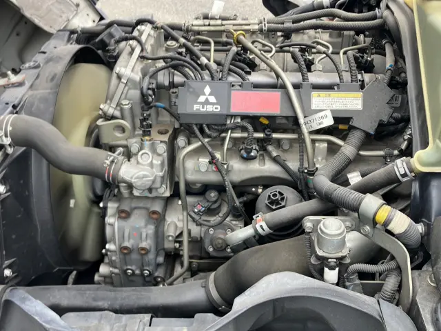 三菱 キャンター TPG-FBA20(2WD)の写真14
