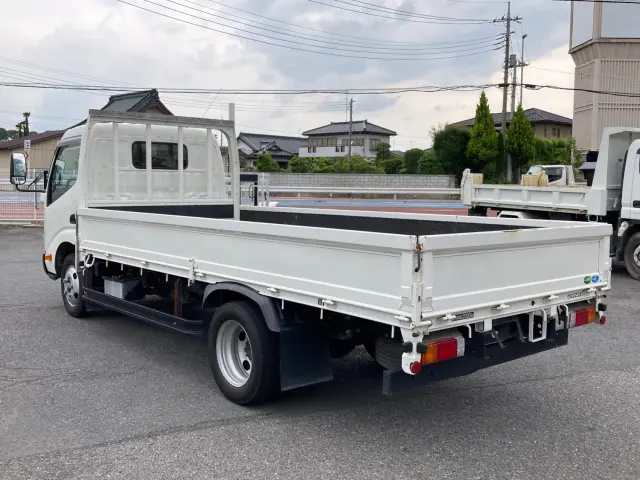トヨタ ダイナ 2RG-XZU655(2WD)の写真4