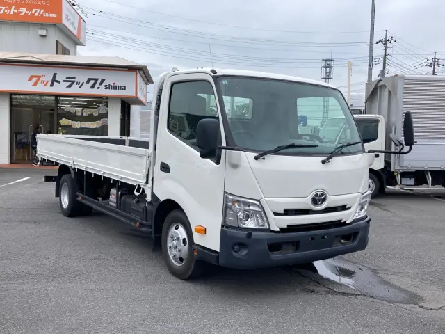 トヨタ ダイナ 2RG-XZU720(2WD)の写真2