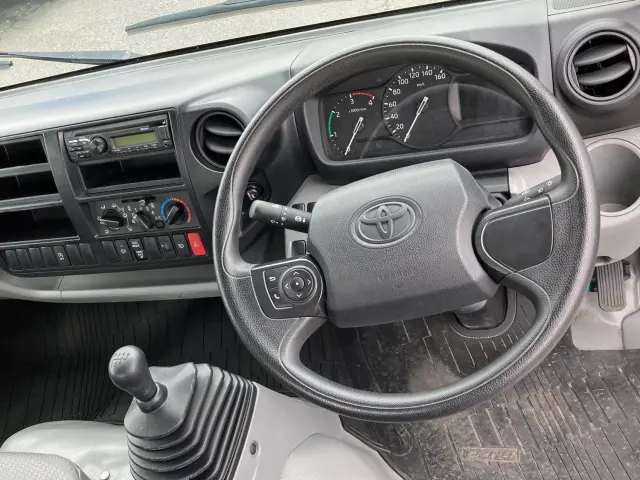 トヨタ ダイナ 2RG-XZU720(2WD)の写真18