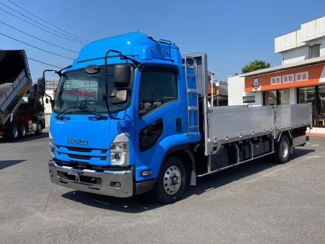 いすゞ フォワード 2RG-FRR90S2(2WD)の写真1