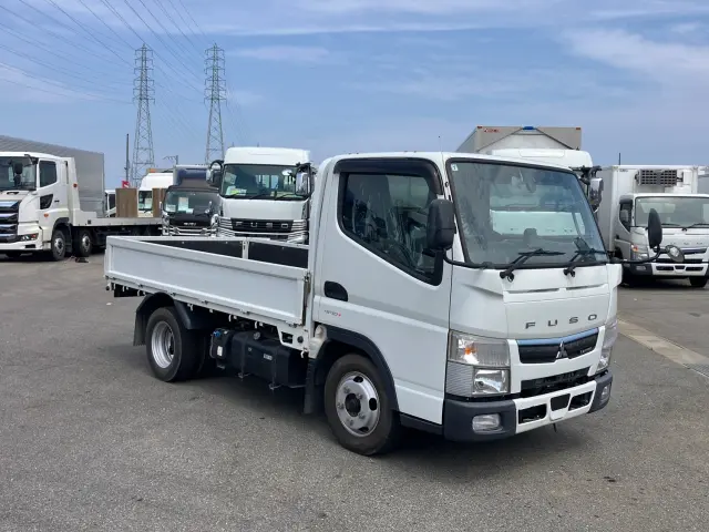 三菱 キャンター 2RG-FBA20(2WD)の写真2