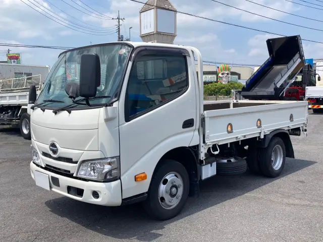 日野 デュトロ 2KG-XZC605M(2WD)の写真1
