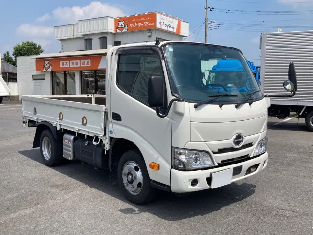 日野 デュトロ 2KG-XZC605M(2WD)の写真2