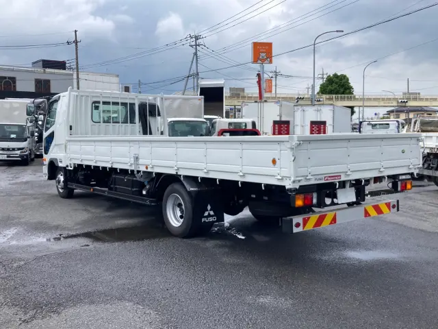 三菱 ファイター 2KG-FK62F(2WD)の写真4