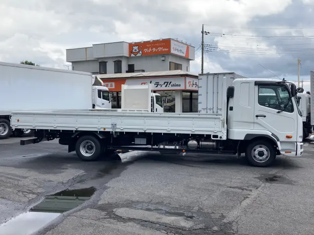 三菱 ファイター 2KG-FK62F(2WD)の写真6