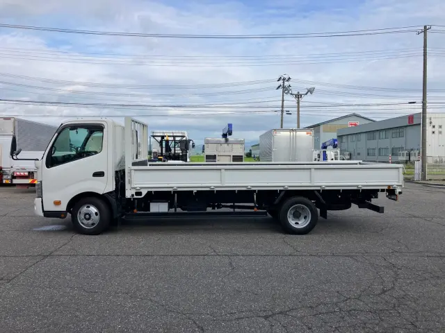 日野 デュトロ 2RG-XZU720M(2WD)の写真5