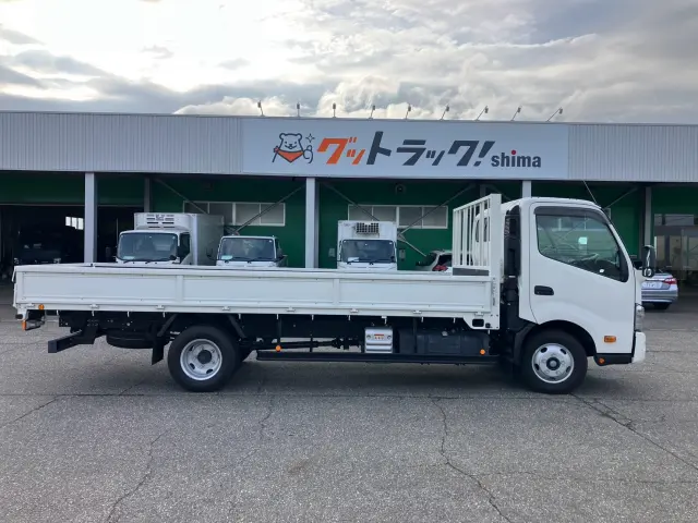 日野 デュトロ 2RG-XZU720M(2WD)の写真6