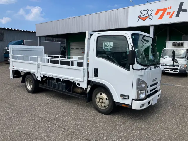 いすゞ エルフ TRG-NMR85AR(2WD)の写真2