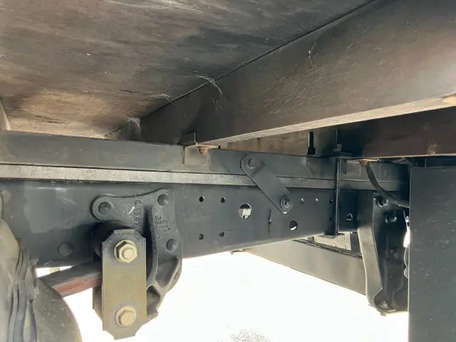 いすゞ エルフ TRG-NMR85AR(2WD)の写真12