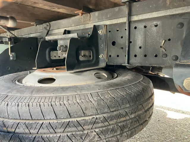 いすゞ エルフ TRG-NMR85AR(2WD)の写真13