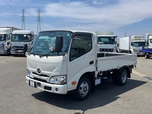 日野 デュトロ 2KG-XZC605M(2WD)の写真1