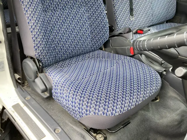 日産 アトラス 2RG-AHR88A(2WD)の写真14